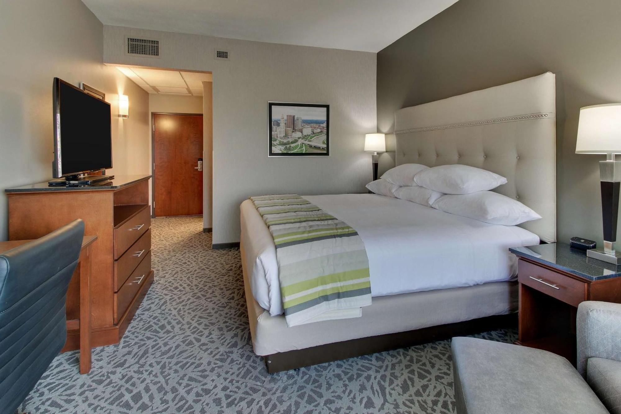Drury Inn & Suites Cleveland Beachwood Εξωτερικό φωτογραφία