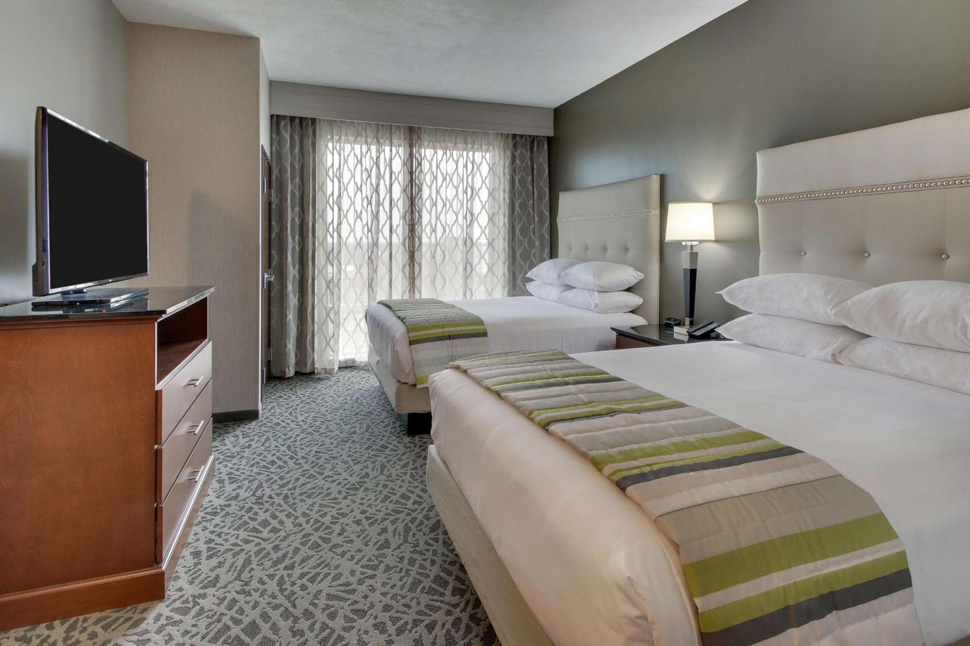 Drury Inn & Suites Cleveland Beachwood Εξωτερικό φωτογραφία