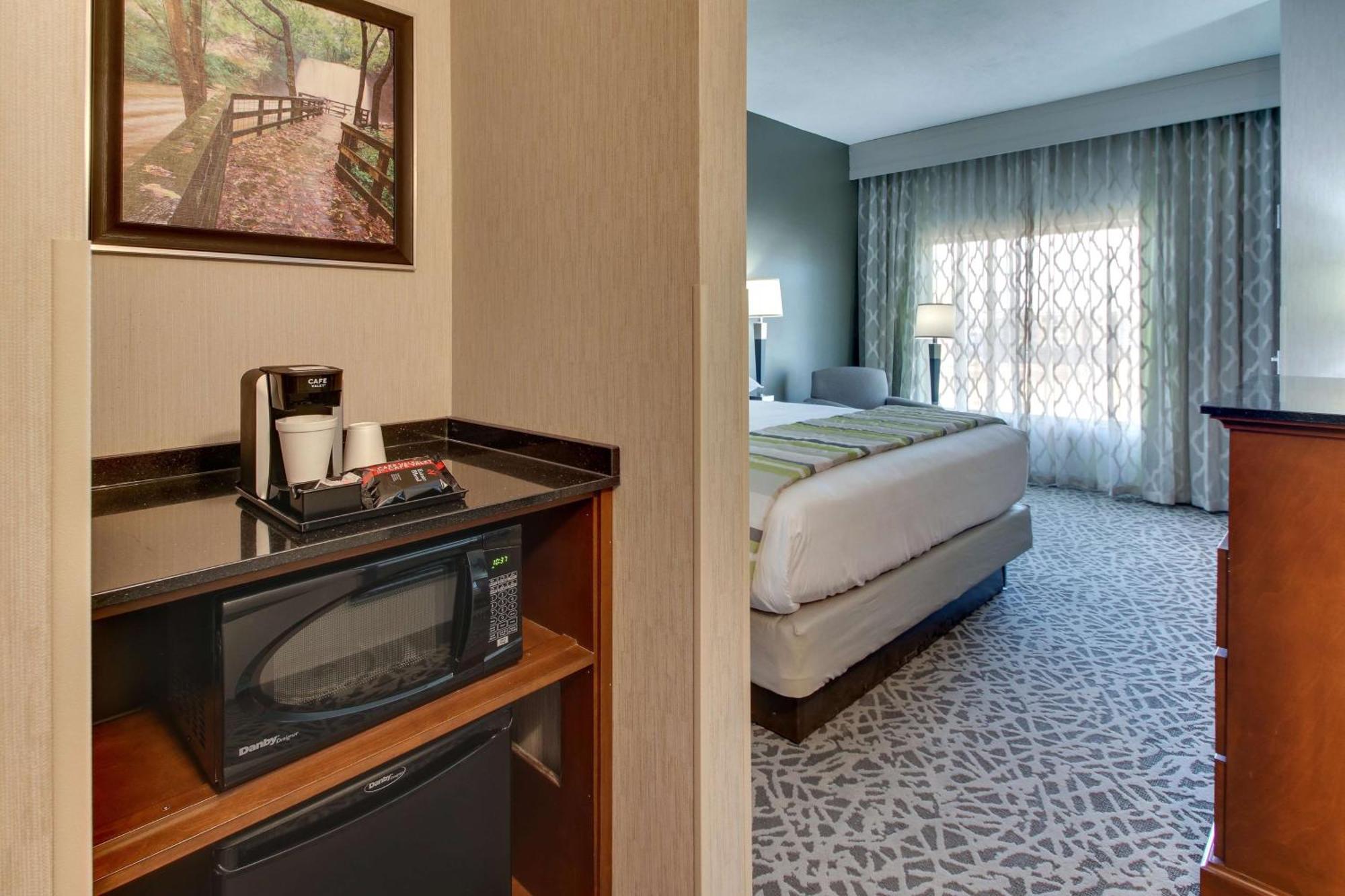 Drury Inn & Suites Cleveland Beachwood Εξωτερικό φωτογραφία
