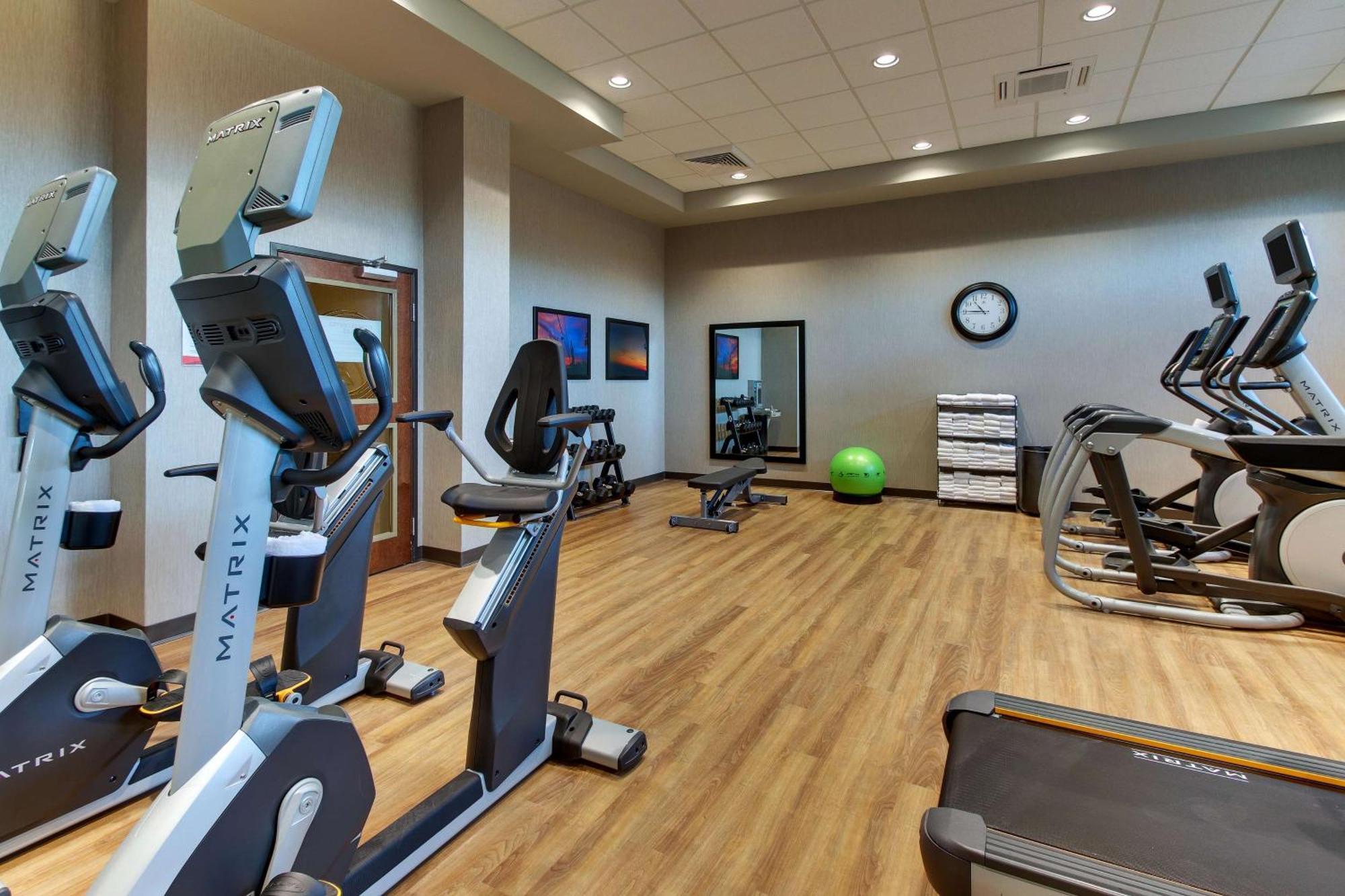 Drury Inn & Suites Cleveland Beachwood Εξωτερικό φωτογραφία