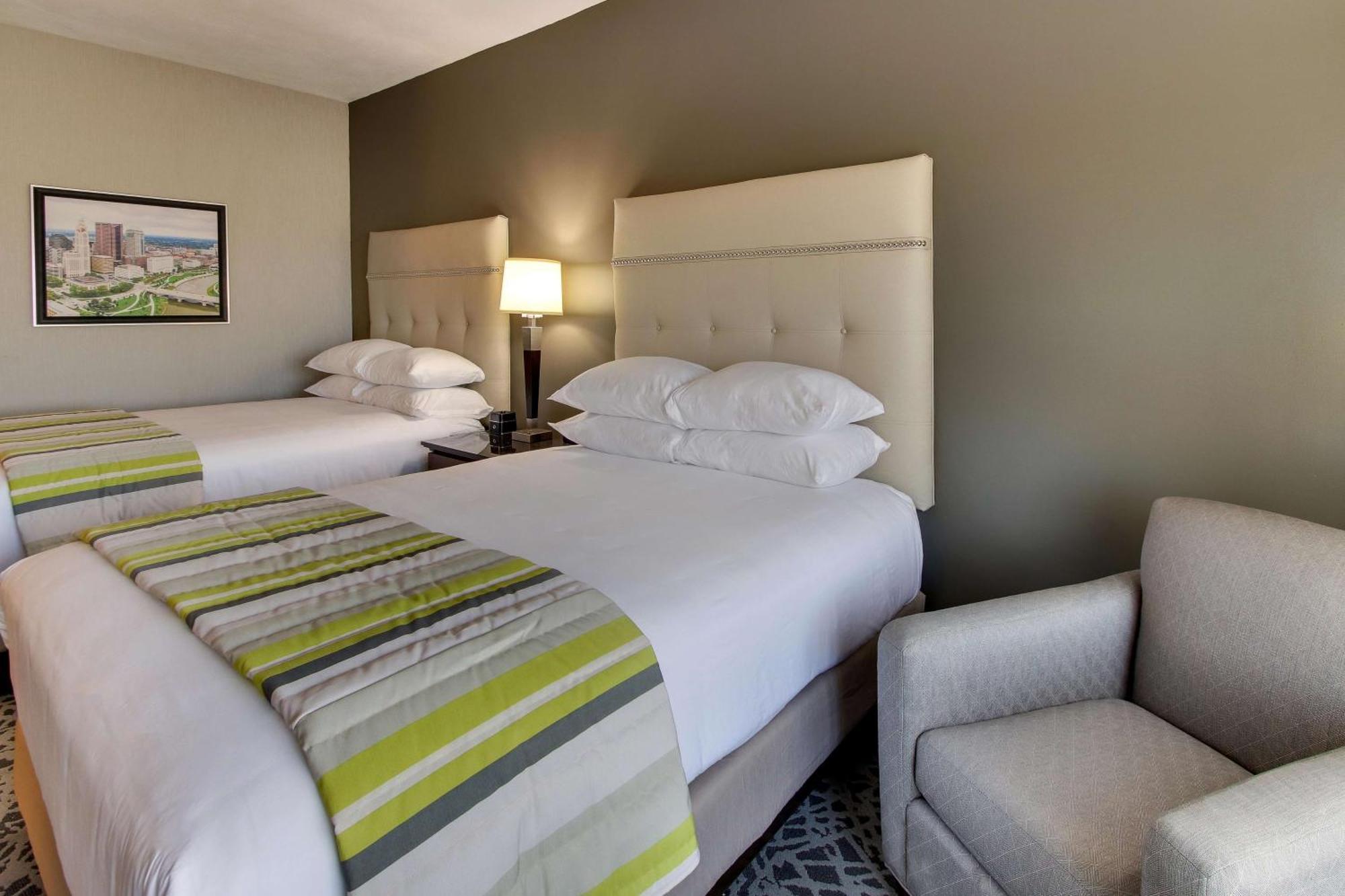 Drury Inn & Suites Cleveland Beachwood Εξωτερικό φωτογραφία