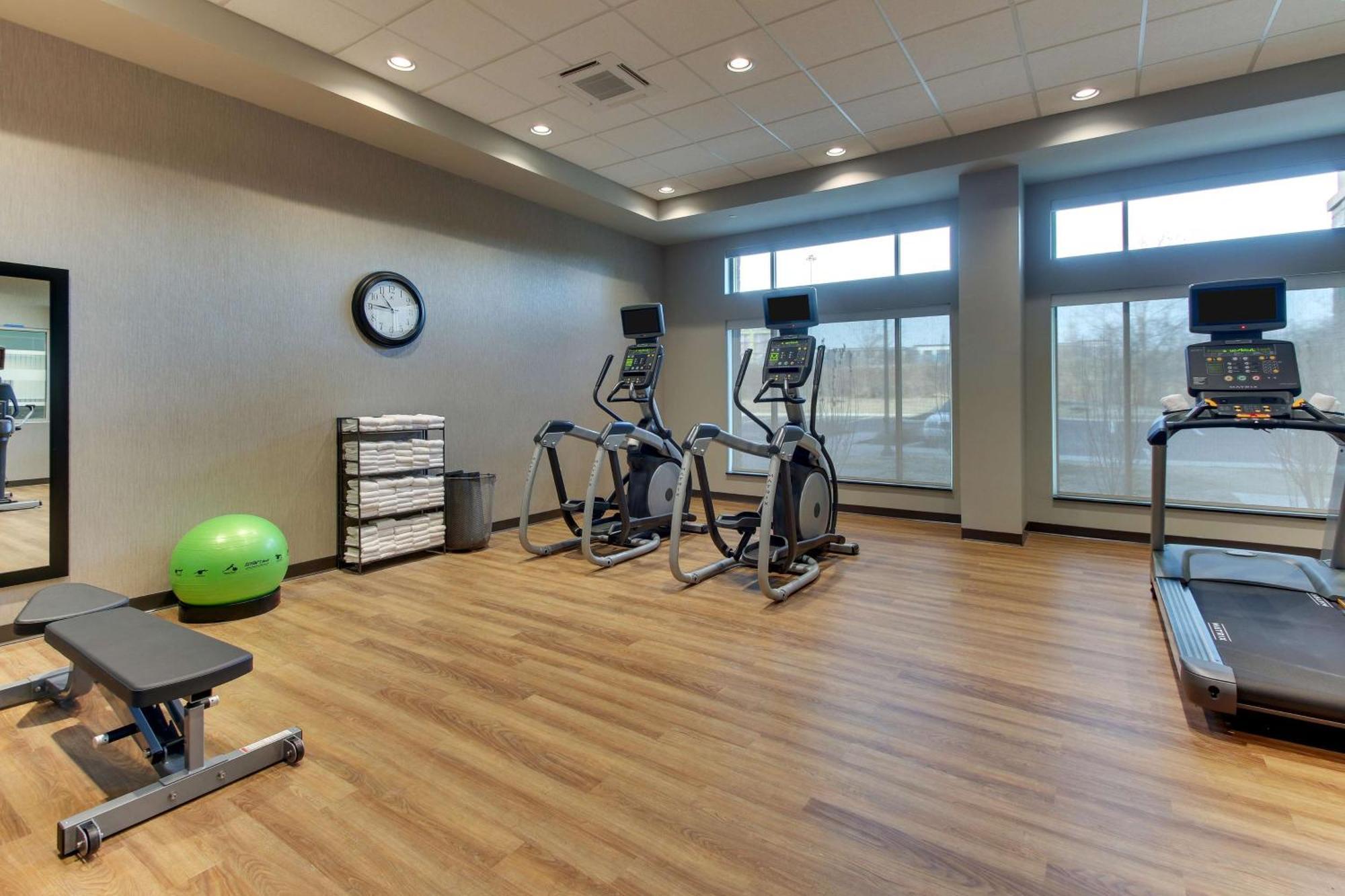 Drury Inn & Suites Cleveland Beachwood Εξωτερικό φωτογραφία